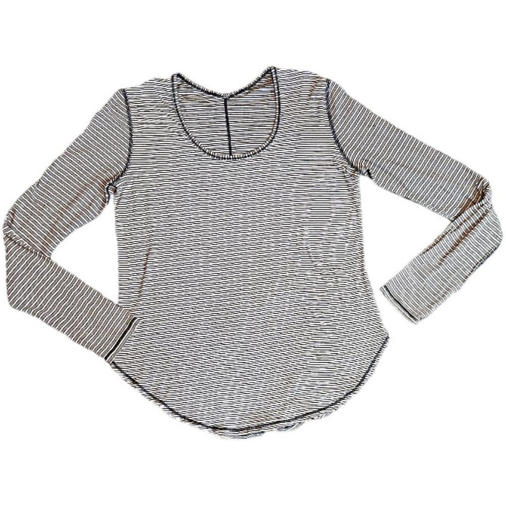 Lululemon Yogini 5 year Long Sleeve Striped Tee 10